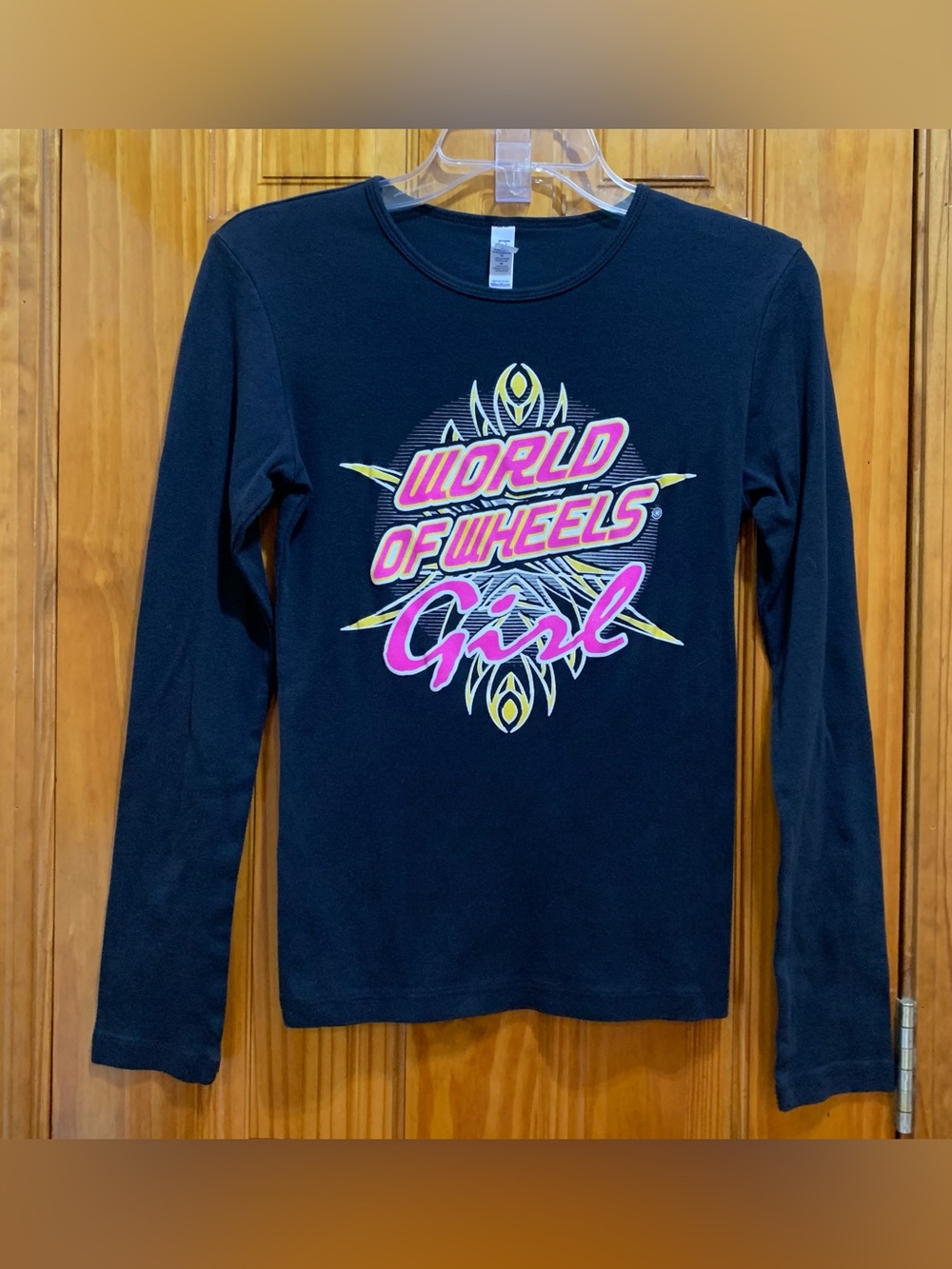 Bella World of Wheels Girl Graphic LS Blouse / Shirt
Ladies / Teen Medium 8 - 10